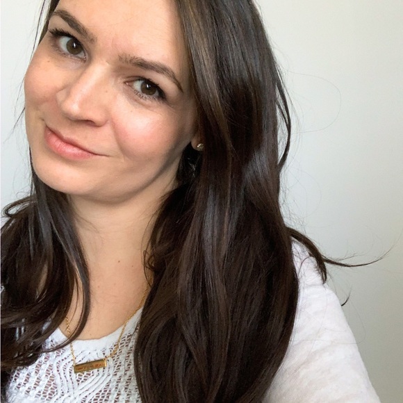 Meet your Posher, Lindy - Picture 4 of 5